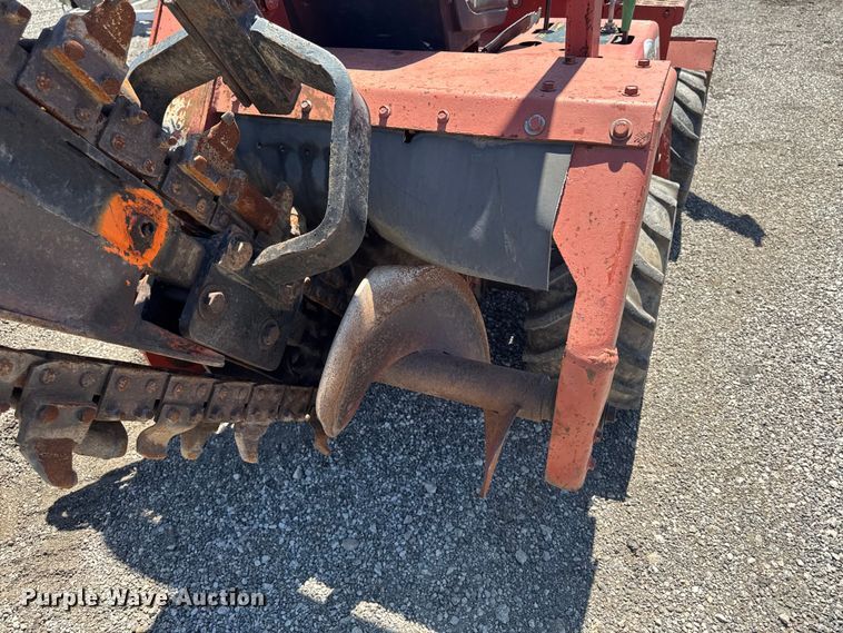 image for item OE9561 Ditch Witch 3700 trencher