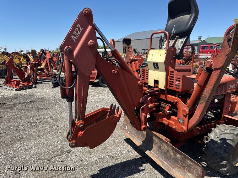 image for item OE9561 Ditch Witch 3700 trencher