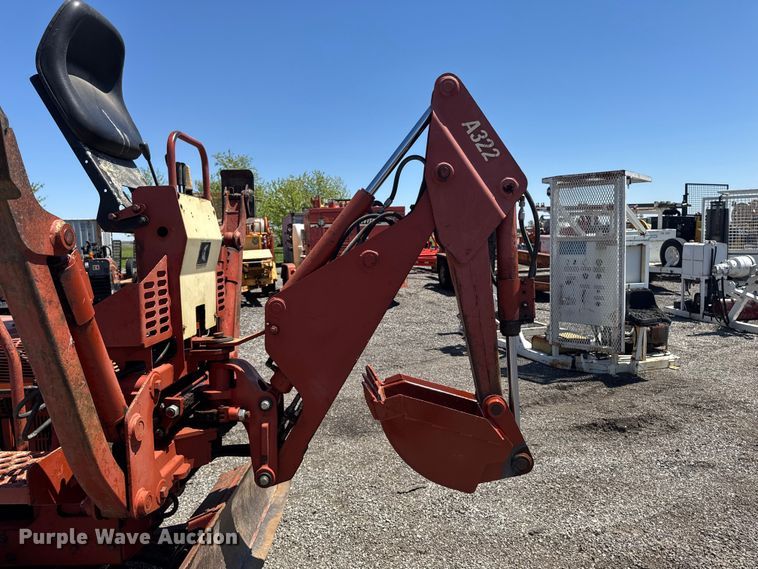 image for item OE9561 Ditch Witch 3700 trencher