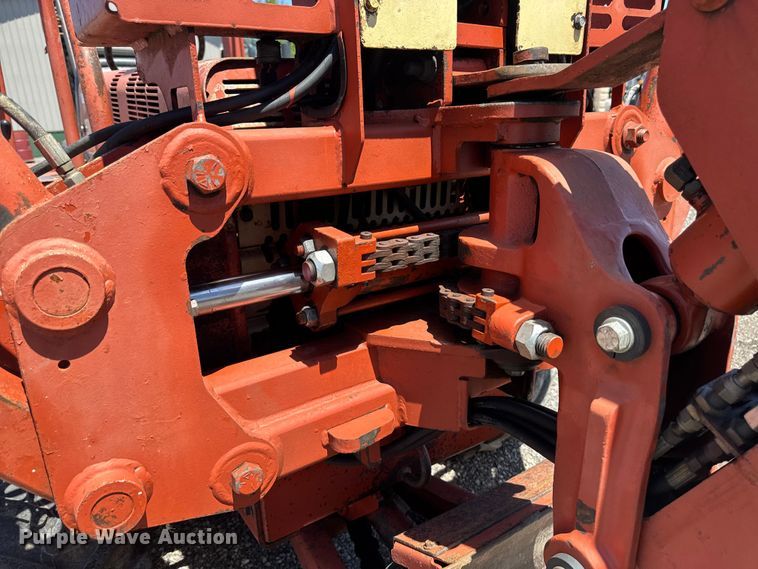 image for item OE9561 Ditch Witch 3700 trencher