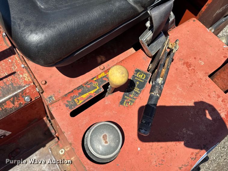 image for item OE9561 Ditch Witch 3700 trencher