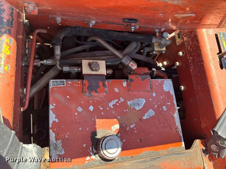 image for item OE9561 Ditch Witch 3700 trencher