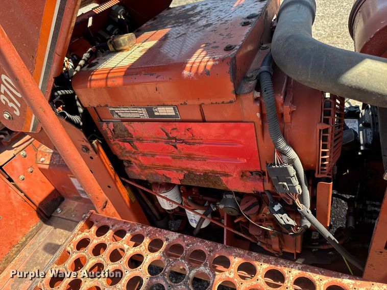 image for item OE9561 Ditch Witch 3700 trencher