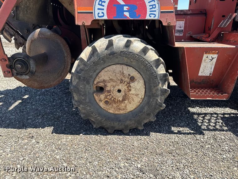 image for item OE9561 Ditch Witch 3700 trencher