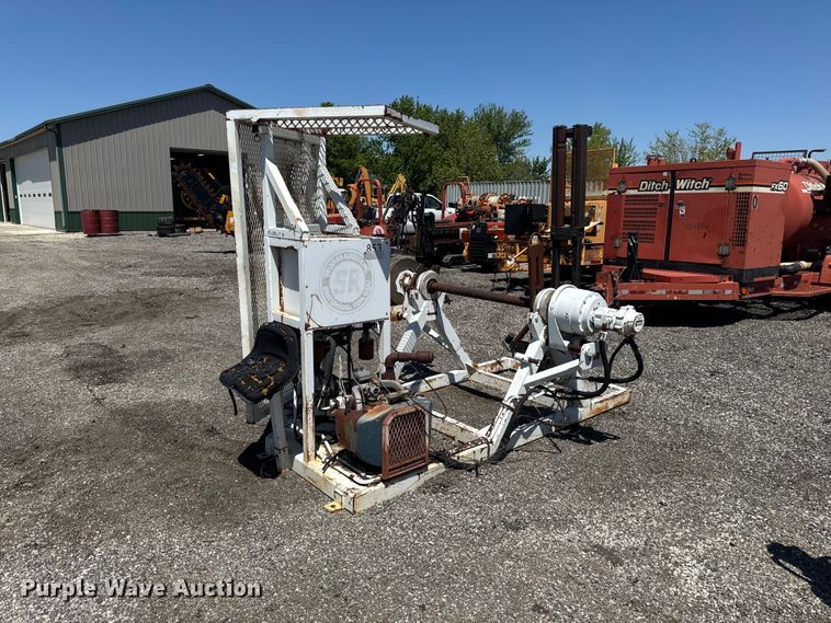 image for item OE9563 Truck mounted cable puller