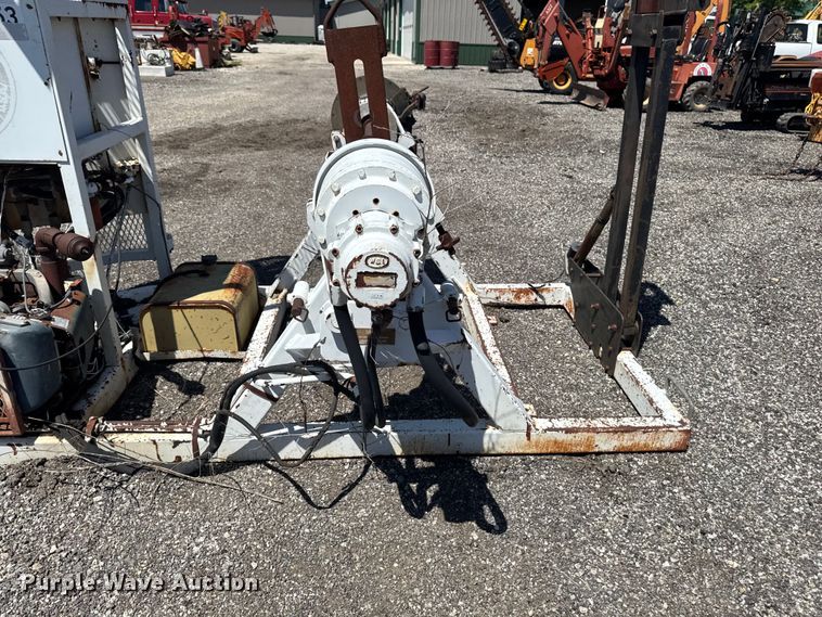 image for item OE9563 Truck mounted cable puller