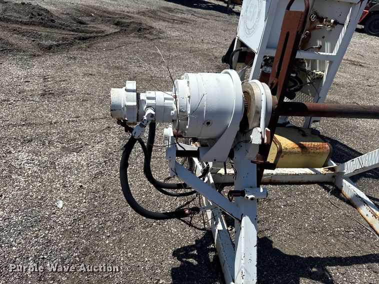 image for item OE9563 Truck mounted cable puller