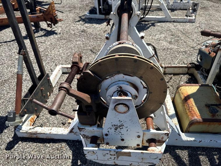 image for item OE9563 Truck mounted cable puller