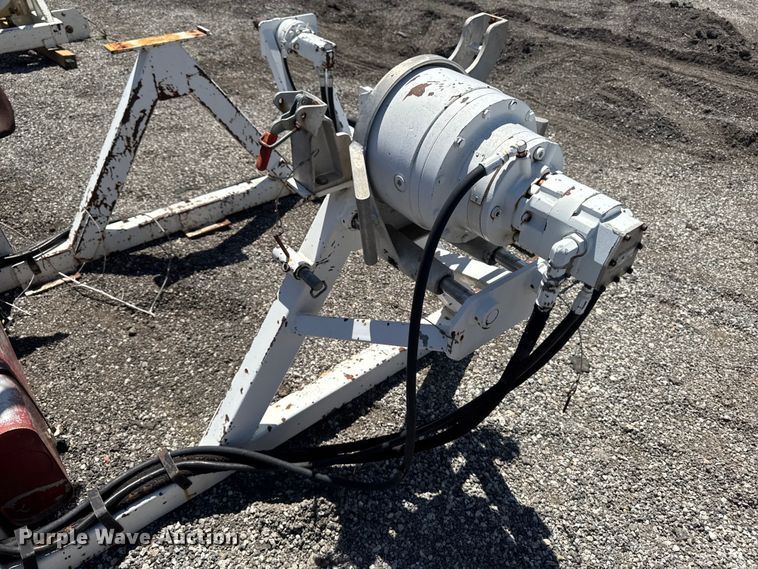 image for item OE9564 Truck mount cable puller