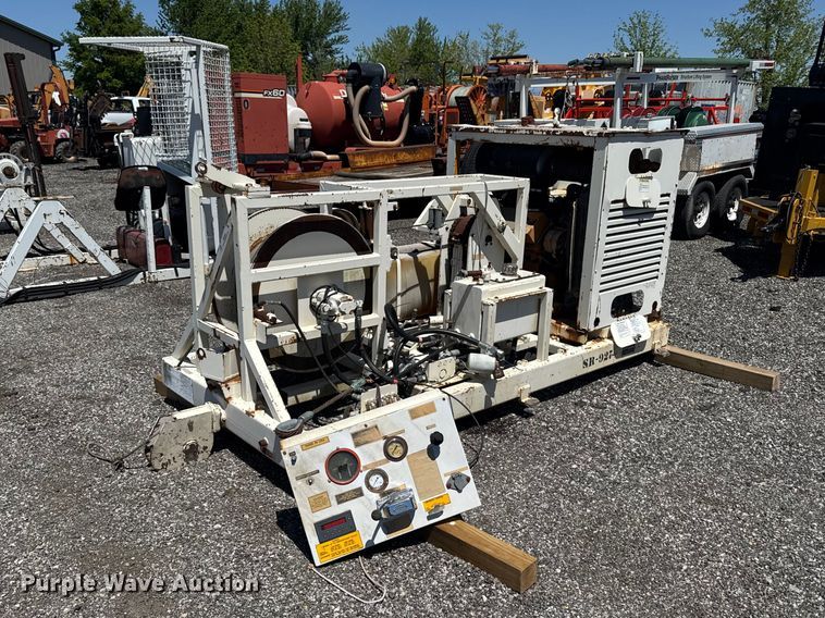 image for item OE9565 Truck mounted cable puller