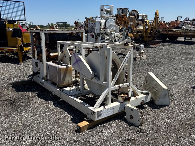 image for item OE9565 Truck mounted cable puller