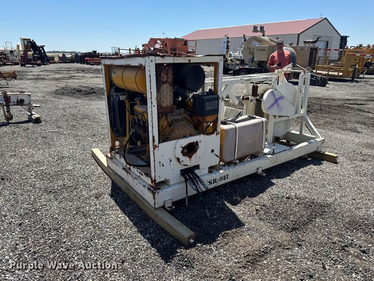 image for item OE9565 Truck mounted cable puller