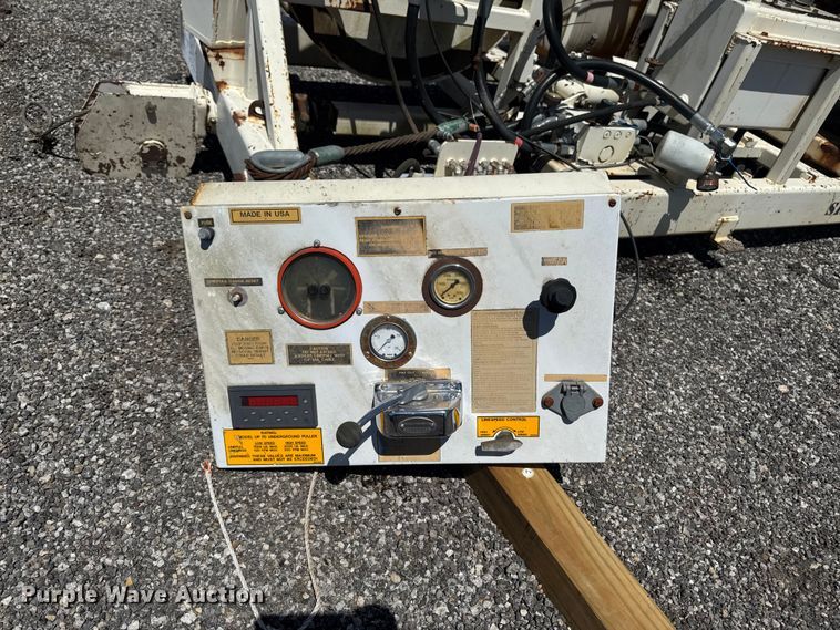 image for item OE9565 Truck mounted cable puller