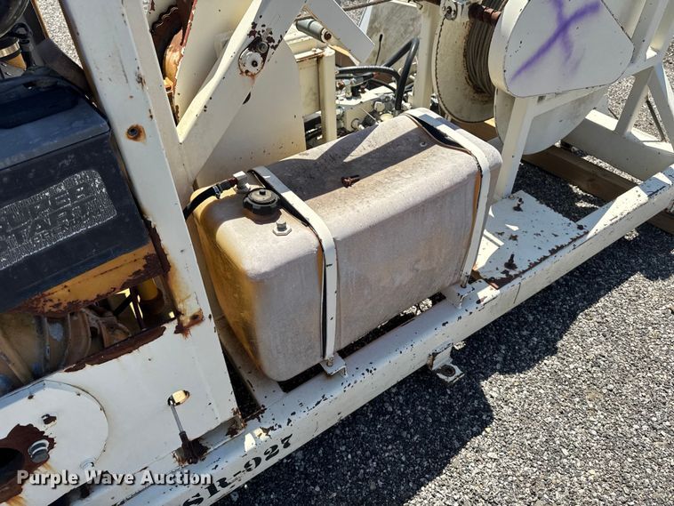 image for item OE9565 Truck mounted cable puller