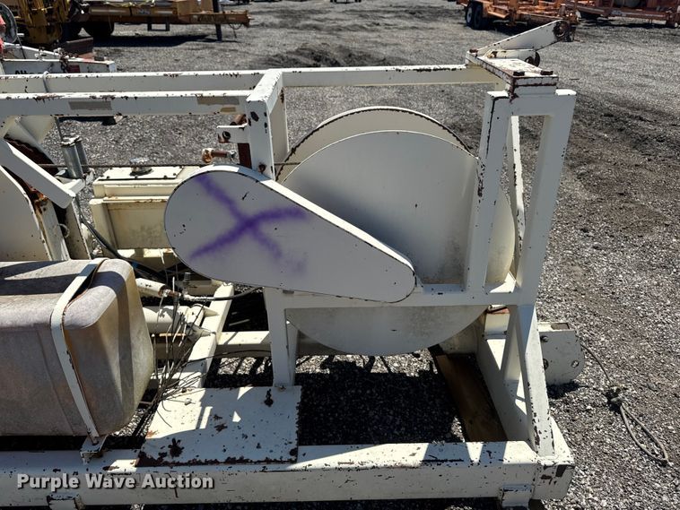 image for item OE9565 Truck mounted cable puller