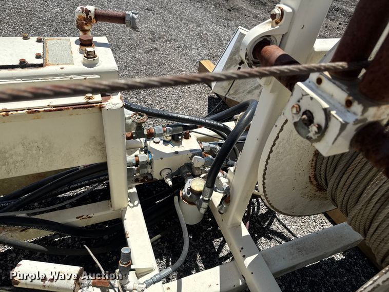 image for item OE9565 Truck mounted cable puller
