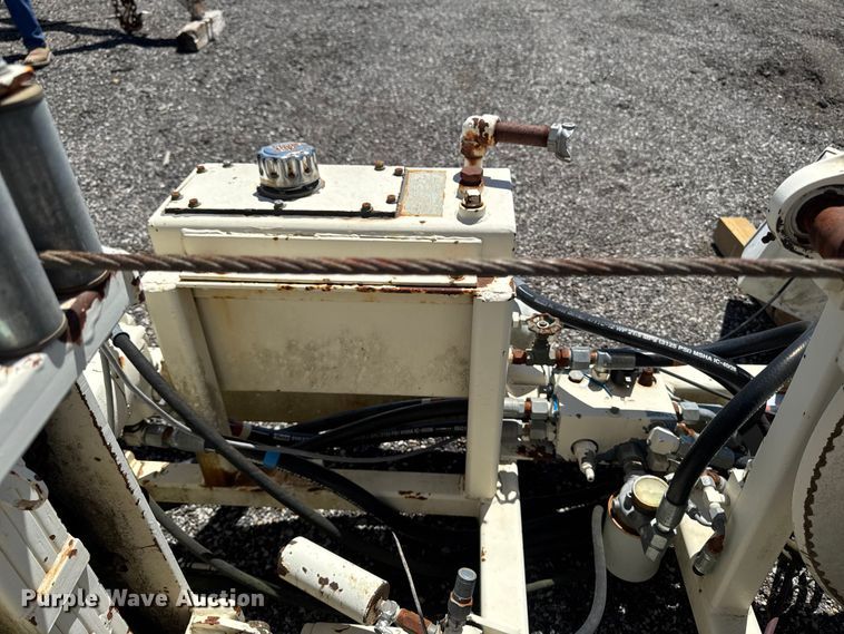 image for item OE9565 Truck mounted cable puller