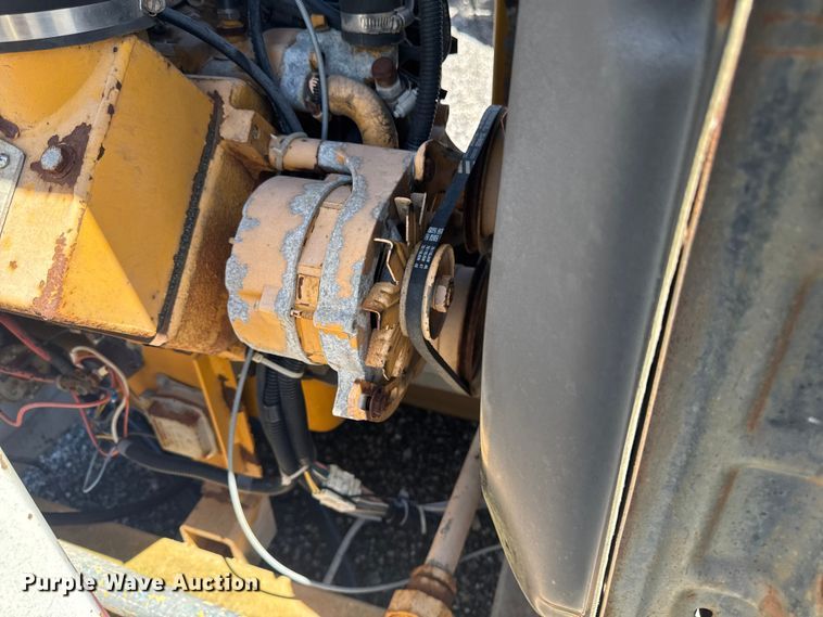 image for item OE9565 Truck mounted cable puller
