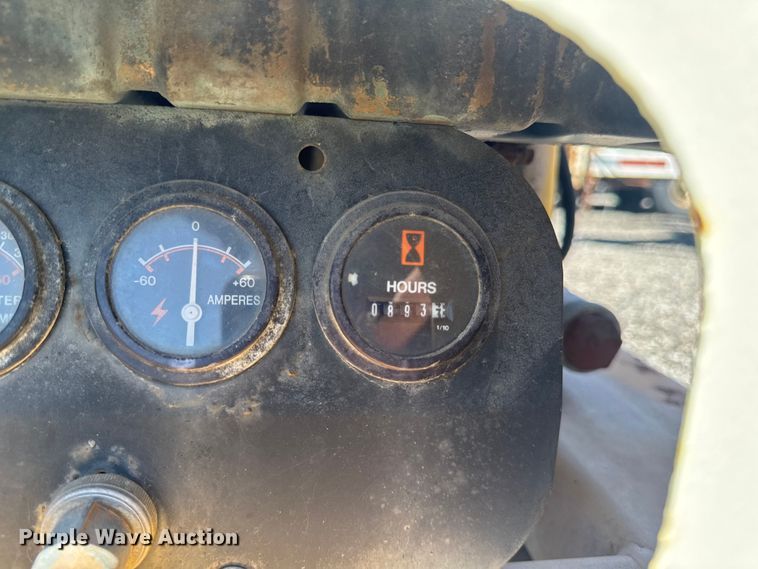 image for item OE9565 Truck mounted cable puller