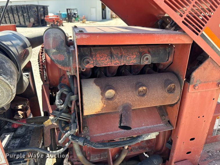 image for item OE9566 2000 Ditch Witch 3700 trencher