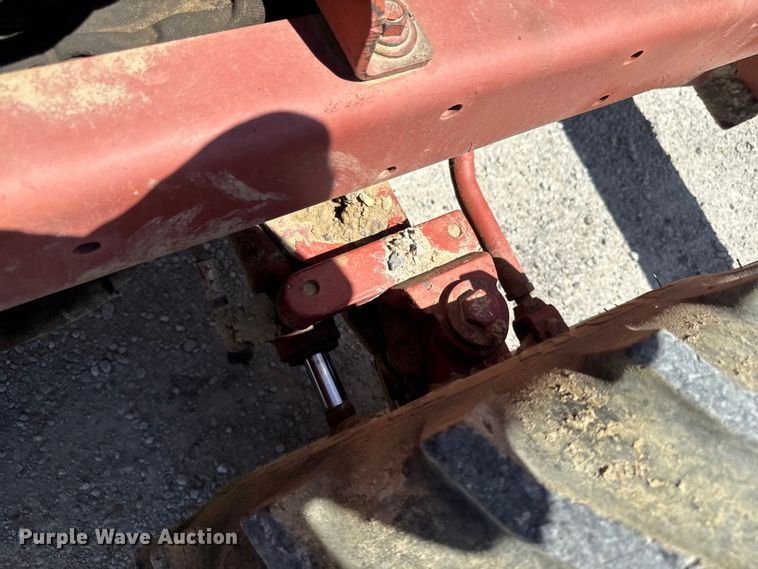 image for item OE9566 2000 Ditch Witch 3700 trencher