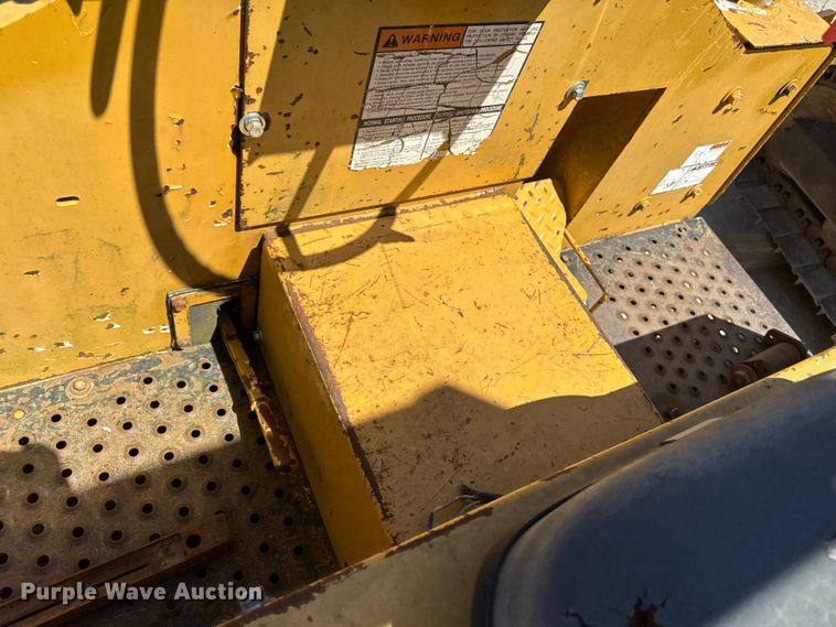 image for item OE9568 2000 Vermeer FLX75 cable plow