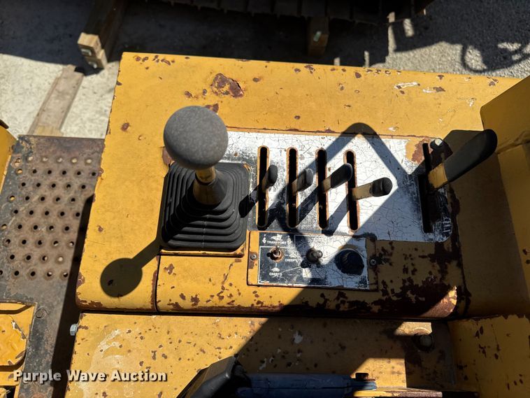 image for item OE9568 2000 Vermeer FLX75 cable plow