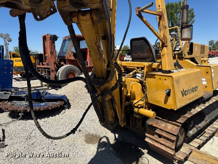 image for item OE9568 2000 Vermeer FLX75 cable plow