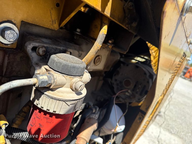 image for item OE9568 2000 Vermeer FLX75 cable plow