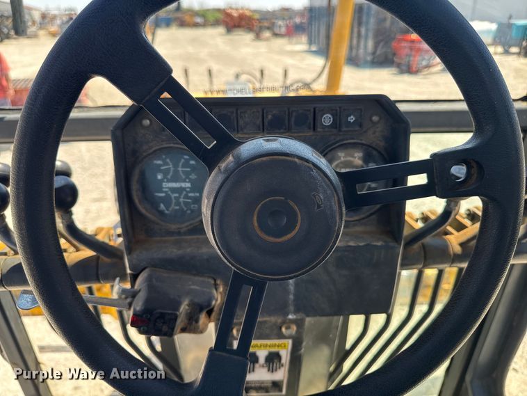 image for item OE9569 2000 Champion C70A26 motor grader