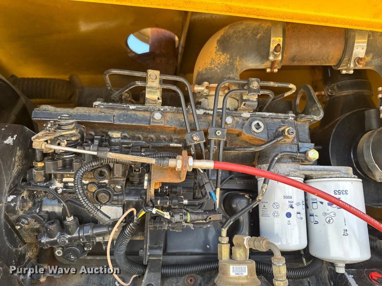 image for item OE9569 2000 Champion C70A26 motor grader