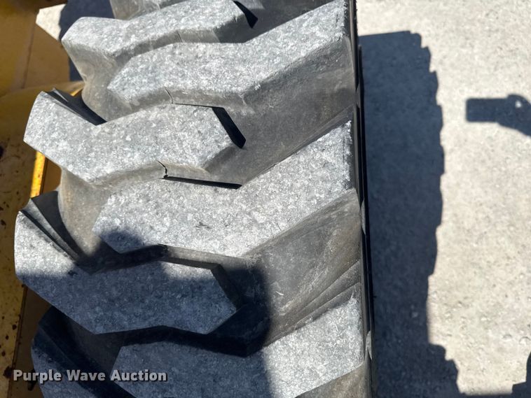 image for item OE9569 2000 Champion C70A26 motor grader