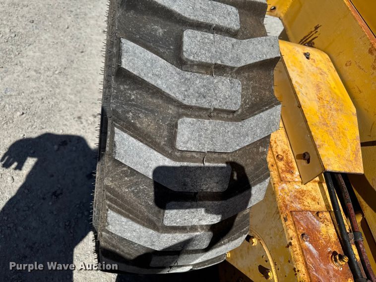 image for item OE9569 2000 Champion C70A26 motor grader