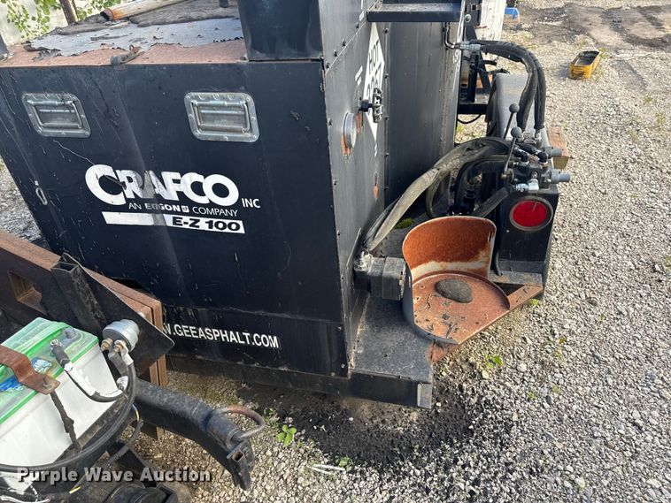 image for item OE9574 Crafco EZ-Pour melter applicator