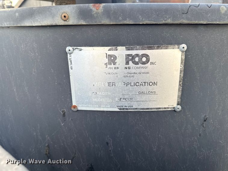 image for item OE9574 Crafco EZ-Pour melter applicator