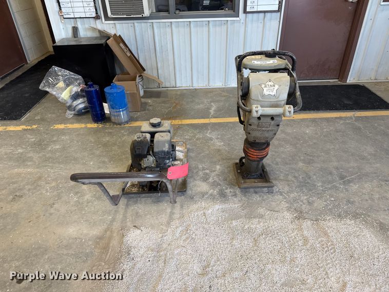 image for item OE9576 (2) plate compactors
