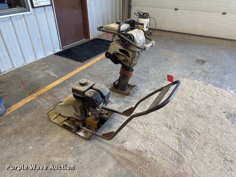 image for item OE9576 (2) plate compactors