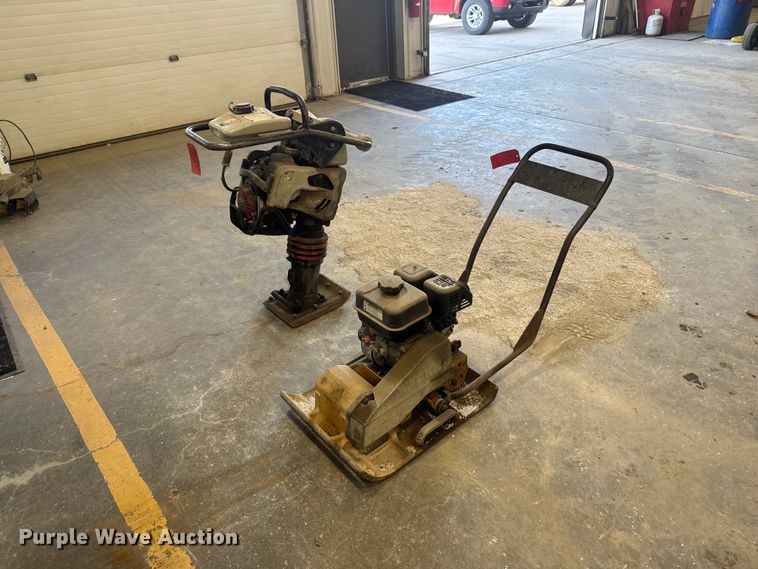 image for item OE9576 (2) plate compactors
