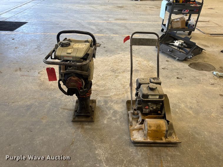 image for item OE9576 (2) plate compactors