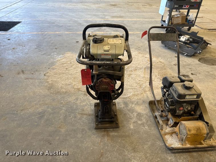 image for item OE9576 (2) plate compactors