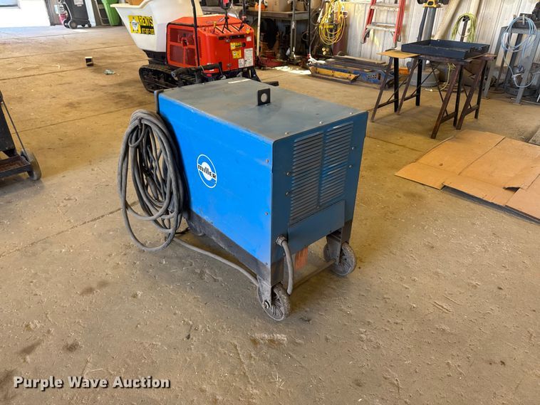 image for item OE9577 Miller SRH-444 welder