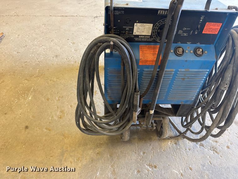 image for item OE9577 Miller SRH-444 welder
