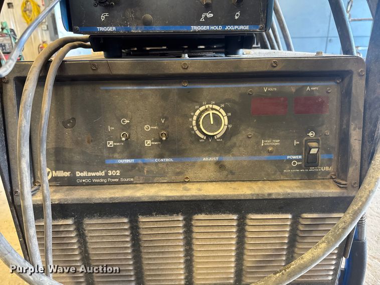 image for item OE9578 Miller DeltaWeld 302 welder