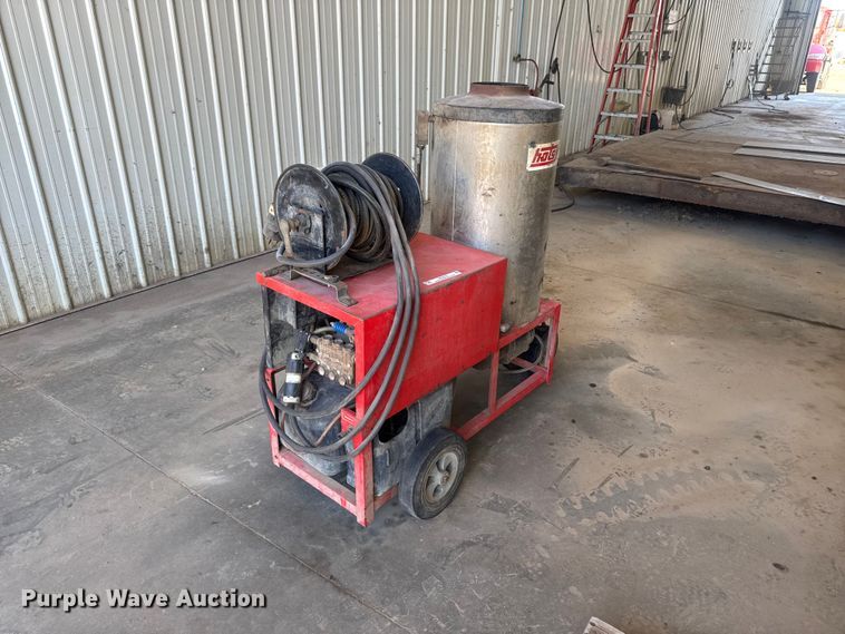 image for item OE9579 Hotsy 990SS/1 pressure washer