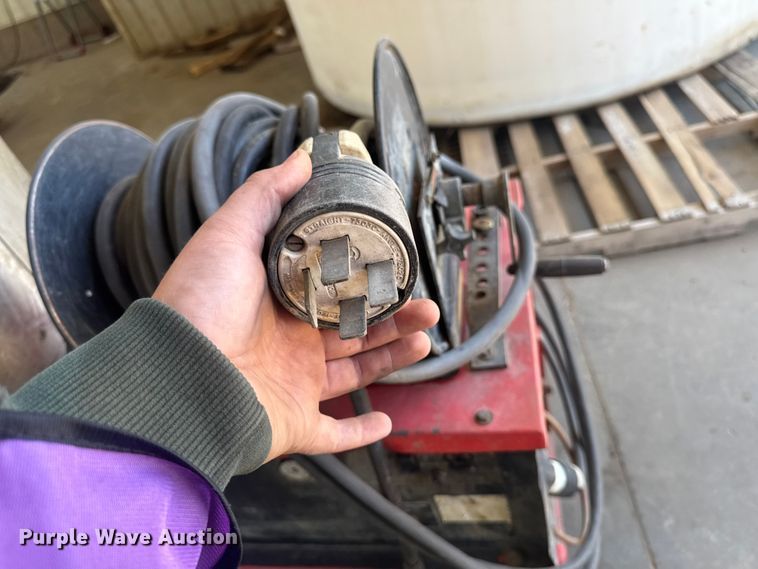 image for item OE9579 Hotsy 990SS/1 pressure washer