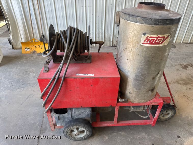 image for item OE9579 Hotsy 990SS/1 pressure washer