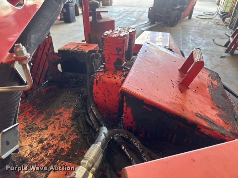 image for item OE9580 2016 Crafco SS125D melter applicator