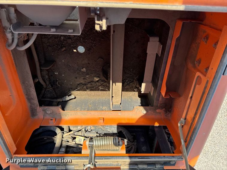 image for item YA1196 2019 Doosan DX530LC-5 excavator