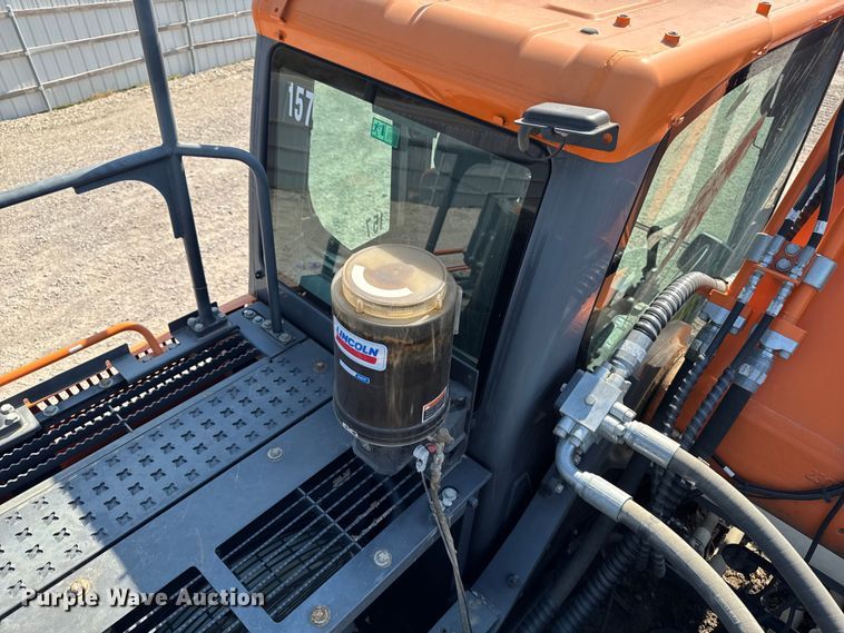 image for item YA1196 2019 Doosan DX530LC-5 excavator