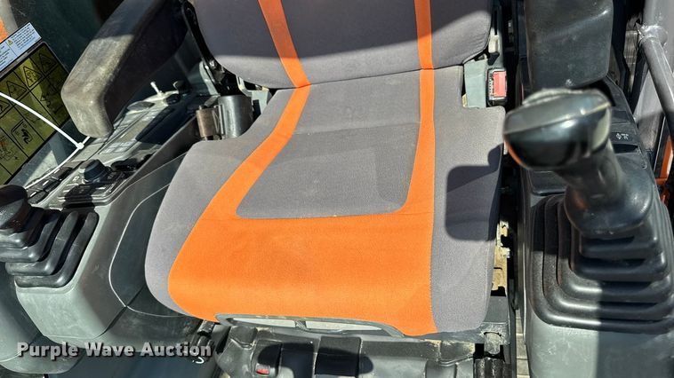 image for item YA1196 2019 Doosan DX530LC-5 excavator